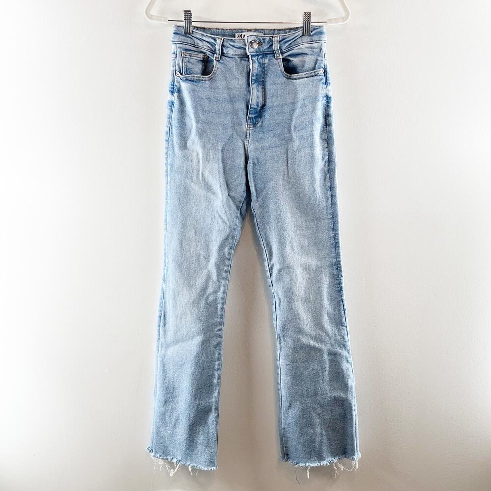 ZARA High Rise Raw Hem Light Wash Kick Flare Boot Jeans Blue 6